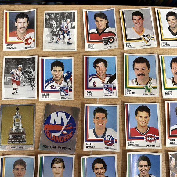Lot Of 61 1987 Panini Hockey Stickers - Picture 2 of 6